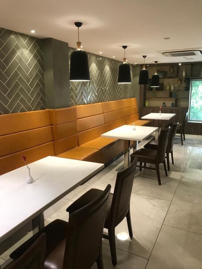 Hotel Southern Δελχί Εξωτερικό φωτογραφία