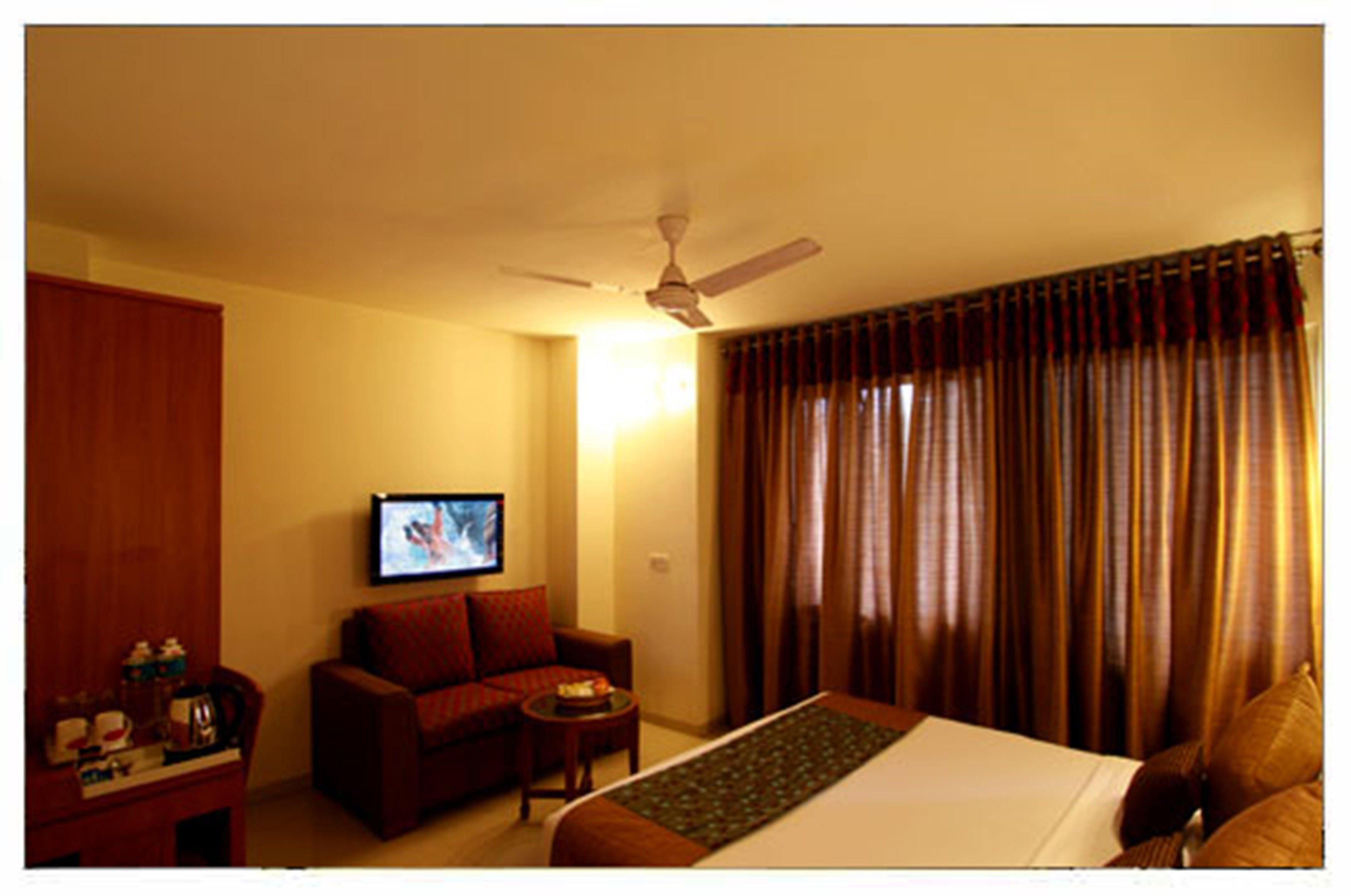 Hotel Southern Δελχί Εξωτερικό φωτογραφία