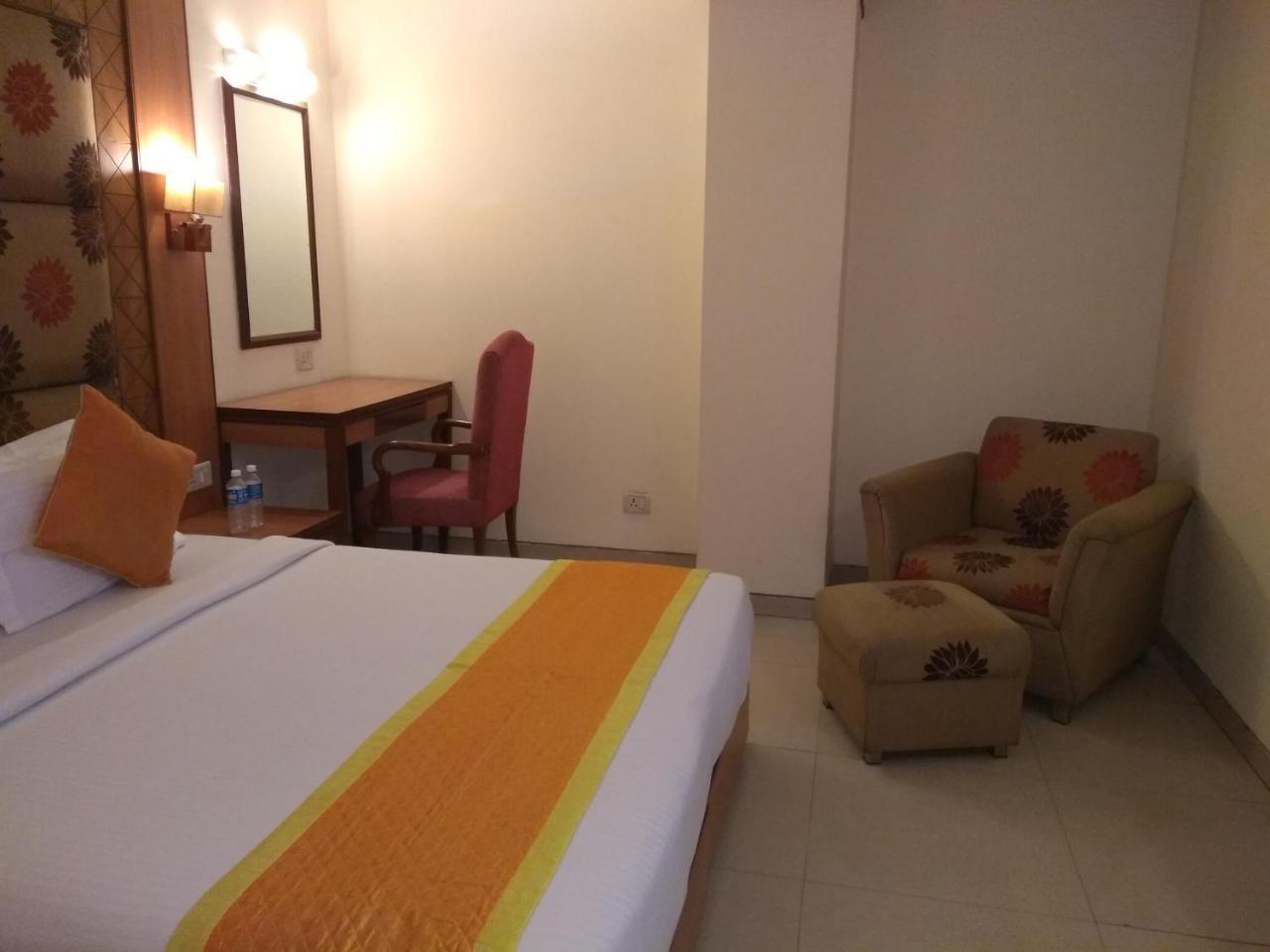Hotel Southern Δελχί Εξωτερικό φωτογραφία